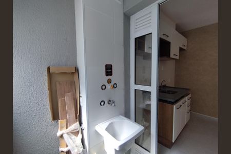 Área de Serviço de apartamento para alugar com 2 quartos, 38m² em Vila Vermelha, São Paulo