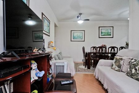 Apartamento à venda com 62m², 2 quartos e 1 vaga Apartamento à venda com 62m², 2 quartos e 1 vagaSala