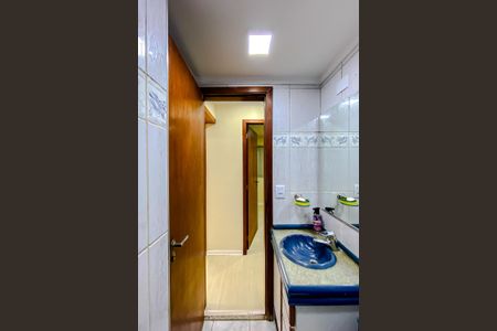 Apartamento para alugar com 50m², 2 quartos e 1 vaga Apartamento para alugar com 50m², 2 quartos e 1 vagaBanheiro