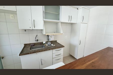 Apartamento à venda com 68m², 2 quartos e 1 vaga Apartamento à venda com 68m², 2 quartos e 1 vagaCozinha