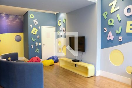 Studio para alugar com 28m², 1 quarto e 1 vaga Studio para alugar com 28m², 1 quarto e 1 vagaÁrea comum - Brinquedoteca