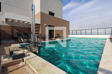 Apartamento à venda com 29m², 1 quarto e sem vagaPiscina