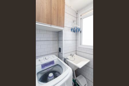 Apartamento à venda com 40m², 2 quartos e sem vaga Apartamento à venda com 40m², 2 quartos e sem vagaCozinha e Área de Serviço