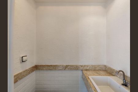 Apartamento para alugar com 90m², 3 quartos e 1 vaga Apartamento para alugar com 90m², 3 quartos e 1 vagaLavabo