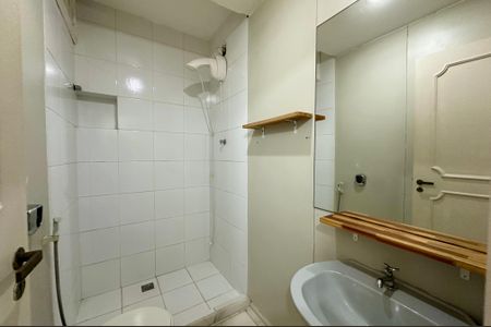 Apartamento para alugar com 342m², 3 quartos e 1 vaga Apartamento para alugar com 342m², 3 quartos e 1 vagaBanheiro 2