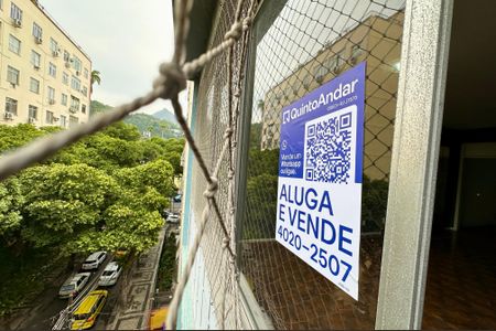 Apartamento para alugar com 342m², 3 quartos e 1 vaga Apartamento para alugar com 342m², 3 quartos e 1 vagaPlaquinha instalada