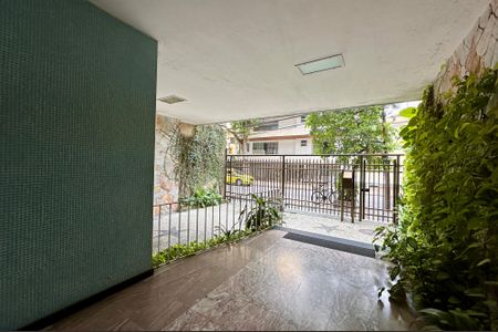 Apartamento para alugar com 342m², 3 quartos e 1 vaga Apartamento para alugar com 342m², 3 quartos e 1 vagaPortaria