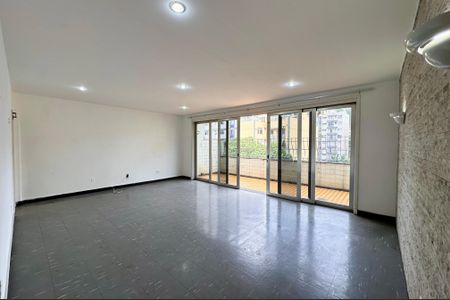 Apartamento para alugar com 342m², 3 quartos e 1 vaga Apartamento para alugar com 342m², 3 quartos e 1 vagaSala 3