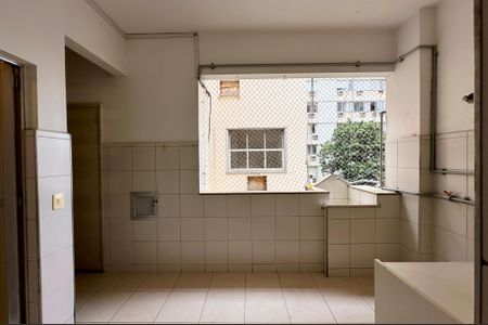 Apartamento para alugar com 342m², 3 quartos e 1 vaga Apartamento para alugar com 342m², 3 quartos e 1 vagaÁrea de Serviço