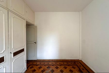 Apartamento para alugar com 342m², 3 quartos e 1 vaga Apartamento para alugar com 342m², 3 quartos e 1 vagaQuarto 3