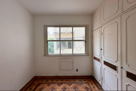 Apartamento para alugar com 342m², 3 quartos e 1 vaga Apartamento para alugar com 342m², 3 quartos e 1 vagaQuarto 3