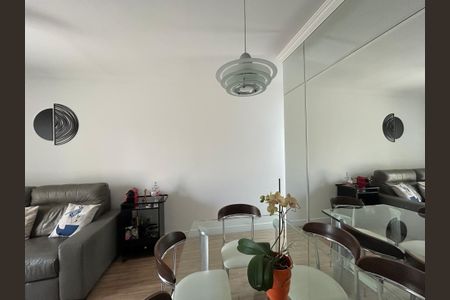 Apartamento à venda com 91m², 2 quartos e 1 vagaSala