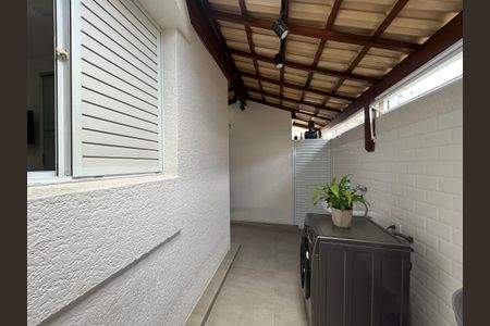 Apartamento à venda com 91m², 2 quartos e 1 vagaÁrea de Serviço