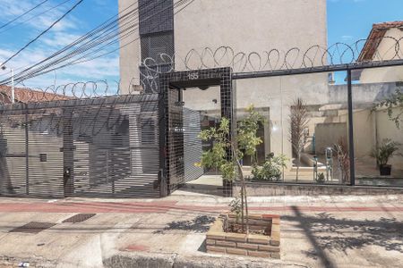 Apartamento à venda com 80m², 3 quartos e 2 vagas Apartamento à venda com 80m², 3 quartos e 2 vagasFachada