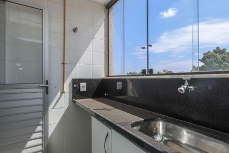 Apartamento à venda com 80m², 3 quartos e 2 vagas Apartamento à venda com 80m², 3 quartos e 2 vagasÁrea de Serviço