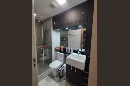 Apartamento para alugar com 65m², 2 quartos e 1 vagaBanheiro da Suíte