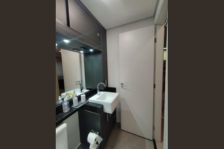 Apartamento para alugar com 65m², 2 quartos e 1 vagaBanheiro da Suíte