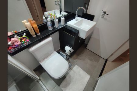 Apartamento para alugar com 65m², 2 quartos e 1 vagaBanheiro da Suíte