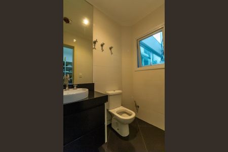 Casa de condomínio à venda com 725m², 5 quartos e 7 vagasLavabo Cozinha