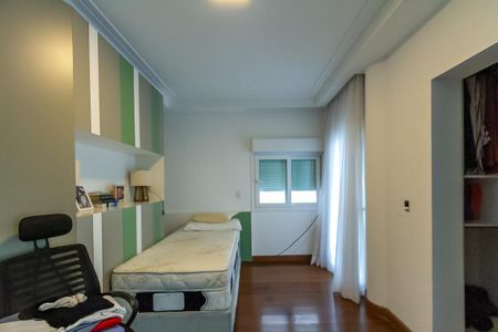 Casa de condomínio à venda com 725m², 5 quartos e 7 vagasSuíte 3