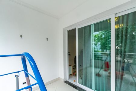 Casa de condomínio à venda com 725m², 5 quartos e 7 vagasVaranda da Sala