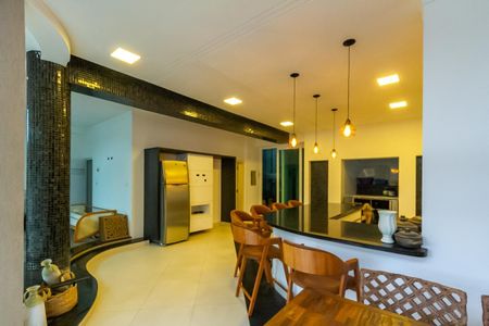 Casa de condomínio à venda com 725m², 5 quartos e 7 vagasEspaço Gourmet