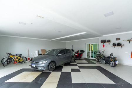 Casa de condomínio à venda com 725m², 5 quartos e 7 vagasGaragem