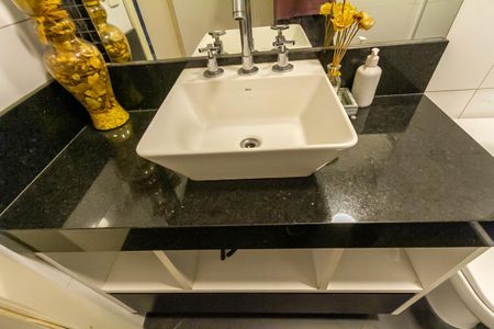 Casa de condomínio à venda com 725m², 5 quartos e 7 vagasBanheiro 