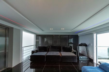 Casa de condomínio à venda com 725m², 5 quartos e 7 vagasSala de Cinema