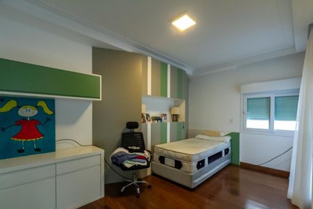 Casa de condomínio à venda com 725m², 5 quartos e 7 vagasSuíte 3