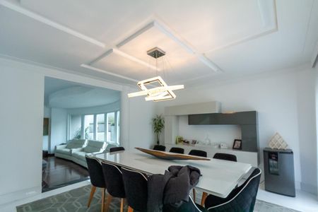 Casa de condomínio à venda com 725m², 5 quartos e 7 vagasSala de Jantar