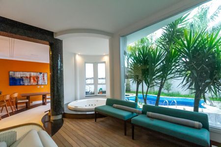 Casa de condomínio à venda com 725m², 5 quartos e 7 vagasSpa