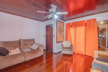 Sala de casa para alugar com 3 quartos, 300m² em Vila Ipiranga, Porto Alegre