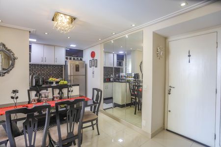 Apartamento à venda com 55m², 2 quartos e 1 vagaSala 