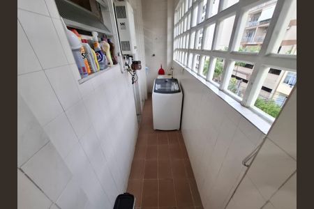Apartamento à venda com 83m², 3 quartos e sem vaga Apartamento à venda com 83m², 3 quartos e sem vagaÁrea de serviço