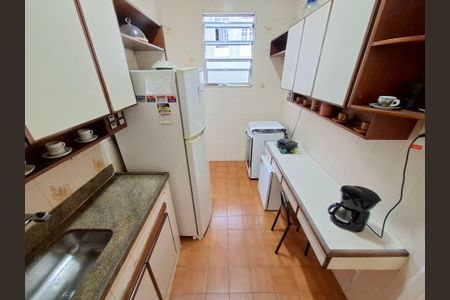 Apartamento à venda com 83m², 3 quartos e sem vaga Apartamento à venda com 83m², 3 quartos e sem vagaCozinha