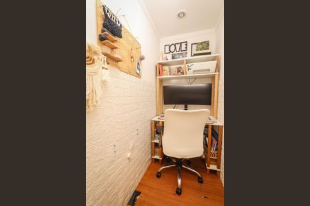 Apartamento à venda com 87m², 3 quartos e 2 vagasEscritório