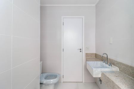 Apartamento à venda com 134m², 3 quartos e 2 vagasBanheiro da Suíte