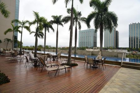 Apartamento para alugar com 75m², 2 quartos e 1 vaga Apartamento para alugar com 75m², 2 quartos e 1 vagaÁrea Comum - Piscina