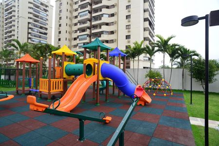 Apartamento para alugar com 75m², 2 quartos e 1 vaga Apartamento para alugar com 75m², 2 quartos e 1 vagaÁrea Comum - Playground