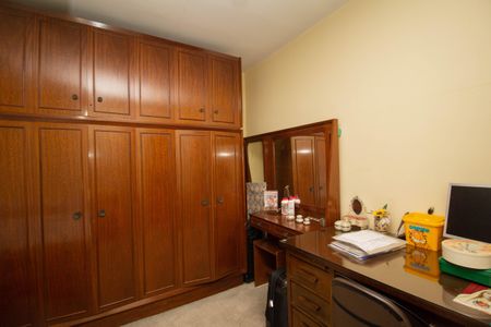 Casa à venda com 530m², 4 quartos e 5 vagasQuarto 1