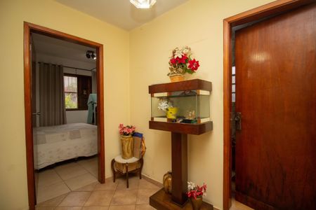 Casa à venda com 530m², 4 quartos e 5 vagasCorredor