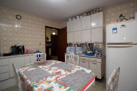 Casa à venda com 530m², 4 quartos e 5 vagasCozinha