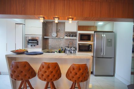 Apartamento à venda com 280m², 3 quartos e 3 vagasCozinha