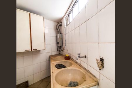 Apartamento à venda com 216m², 4 quartos e 2 vagas Apartamento à venda com 216m², 4 quartos e 2 vagasrea de serviço
