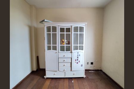 Apartamento à venda com 216m², 4 quartos e 2 vagas Apartamento à venda com 216m², 4 quartos e 2 vagasquarto