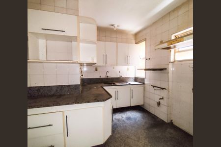 Apartamento à venda com 216m², 4 quartos e 2 vagas Apartamento à venda com 216m², 4 quartos e 2 vagasCozinha