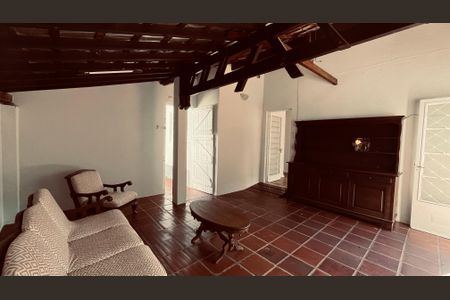 Casa para alugar com 191m², 3 quartos e 2 vagas