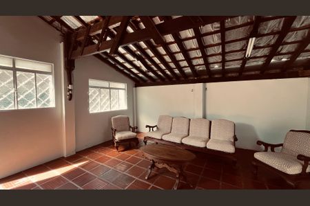 Casa para alugar com 191m², 3 quartos e 2 vagas