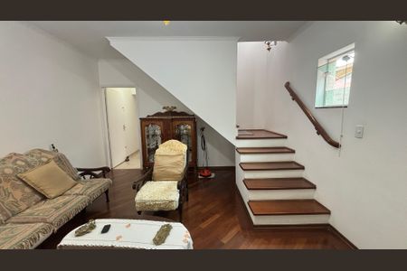 Sala  de casa à venda com 3 quartos, 145m² em Vila Pires, Santo André